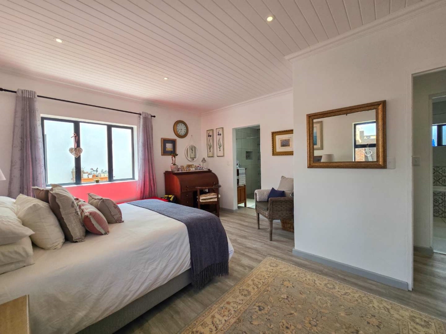 2 Bedroom Property for Sale in Stilbaai Oos Western Cape